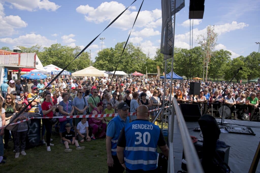 Retro majális - Krisz Rudi, a TST Dance és Bebe
